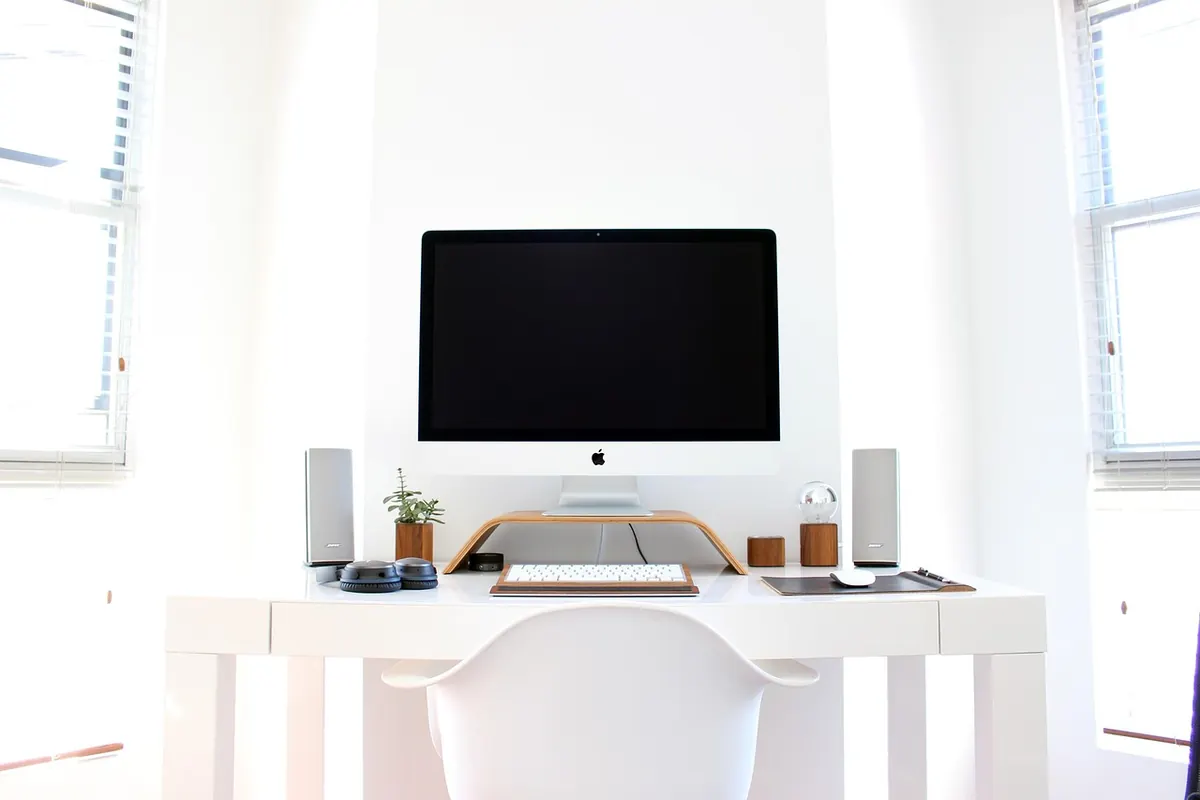 The Ultimate Desk Setup Checklist for Preventing Back Pain in UK Home Offices